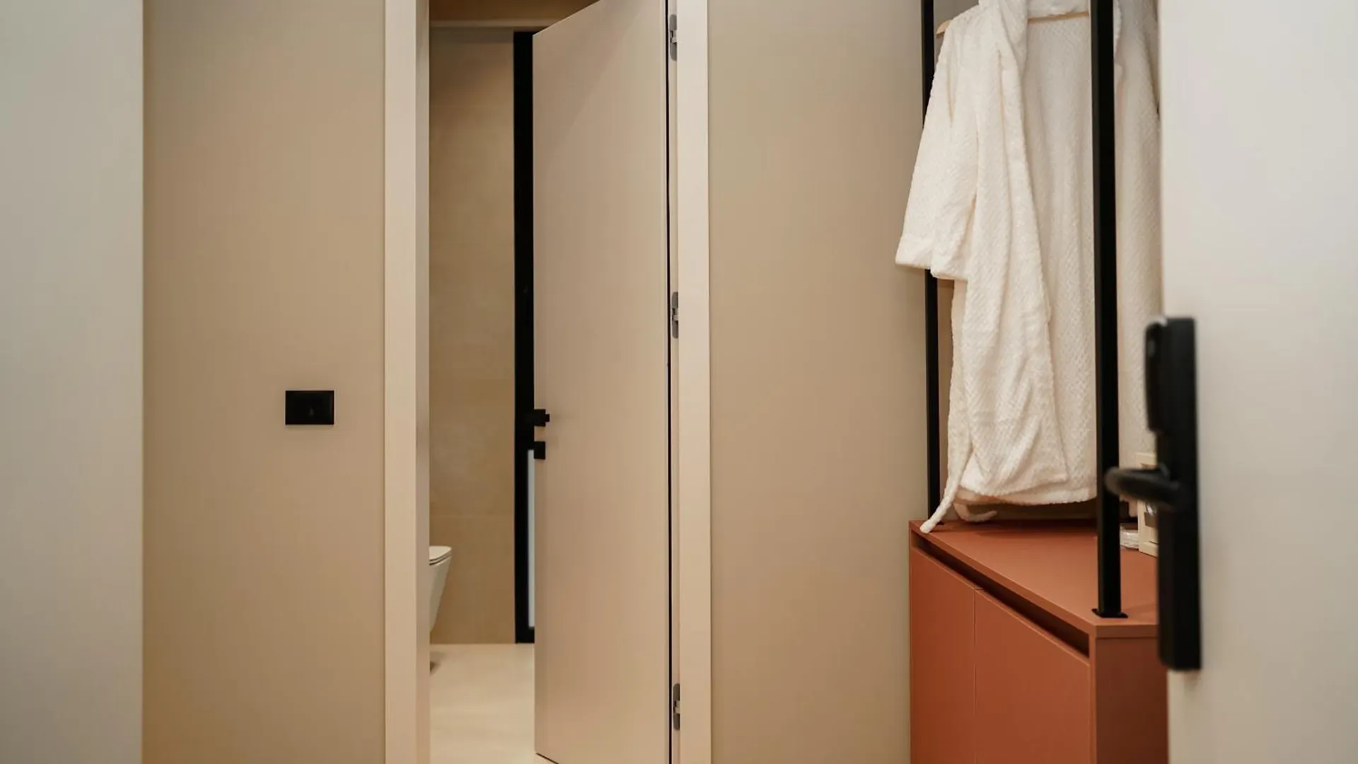Diamar Suites Škalngur 4*,