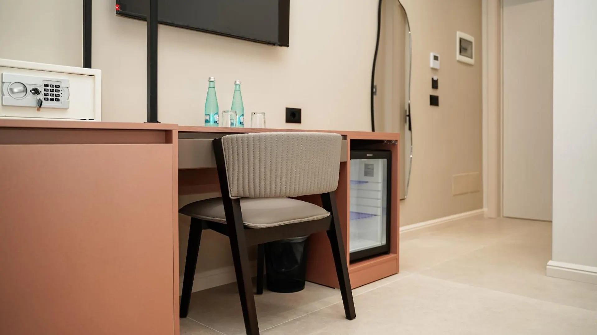Diamar Suites Škalngur 4*,