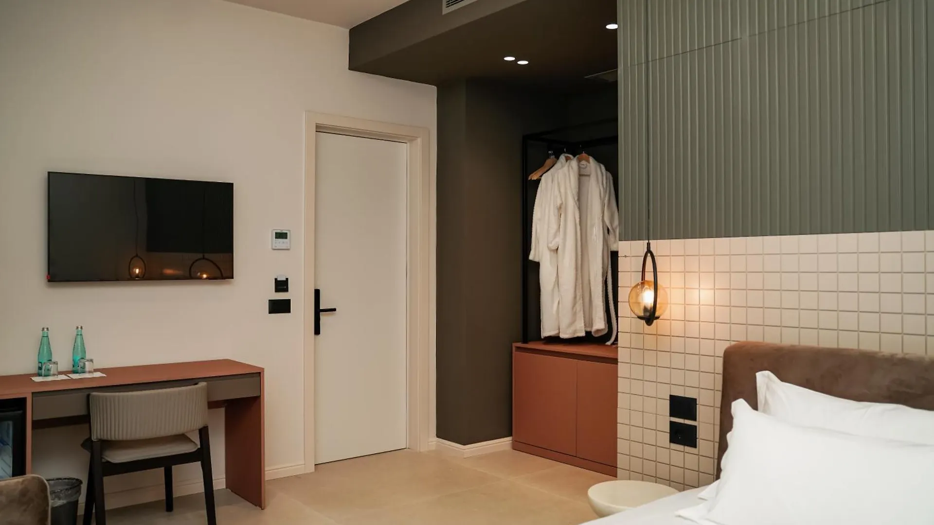 Diamar Suites Škalngur 4*,  Albanië